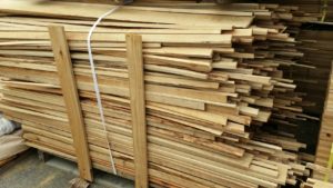 杉辺材の粉砕加工　白色木粉製造