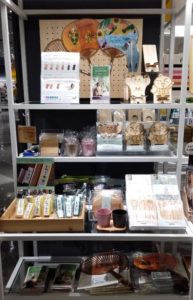 ゆめタウン徳島のLoftさんで木粉を活用したグッズ販売中!
